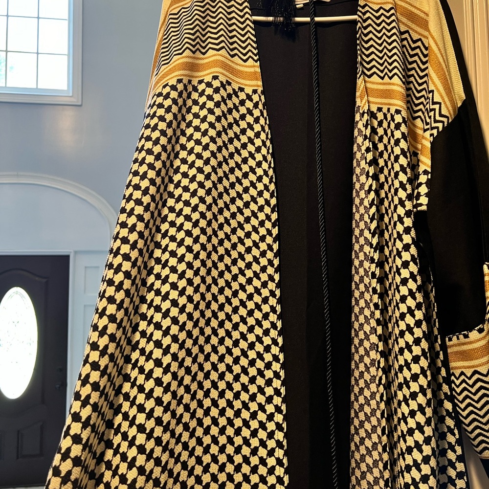 Kuffyah abaya open